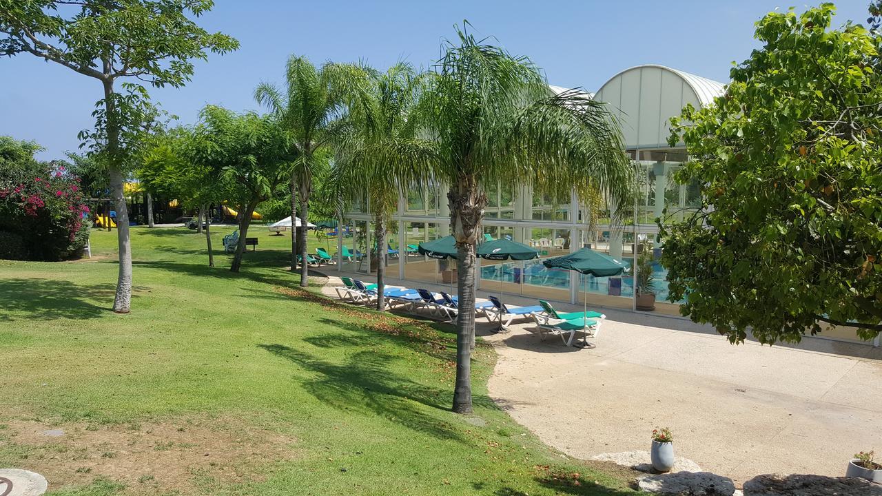 Neot Golf Caesarea Garden Apartment Extérieur photo