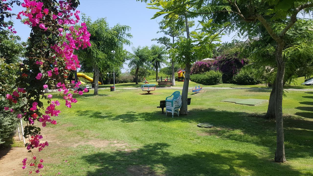 Neot Golf Caesarea Garden Apartment Extérieur photo