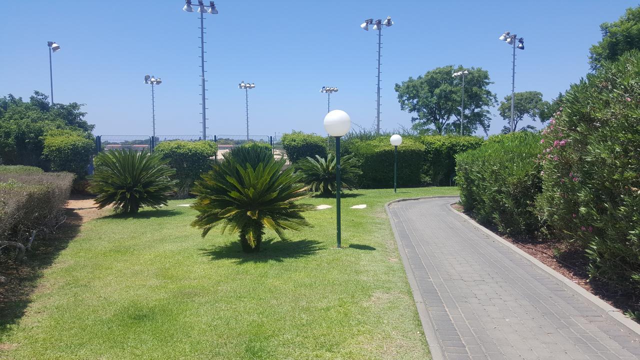 Neot Golf Caesarea Garden Apartment Extérieur photo